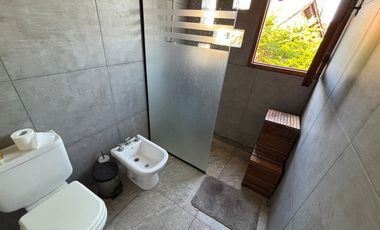 HERMOSA CASA MODERNA EN COUNTRY UBAJAY