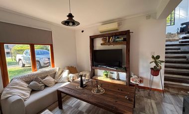HERMOSA CASA MODERNA EN COUNTRY UBAJAY