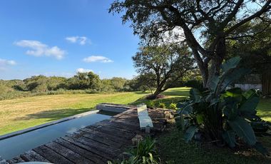 HERMOSA CASA MODERNA EN COUNTRY UBAJAY