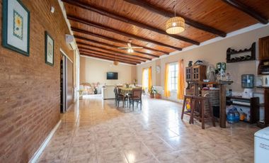 SE VENDE CASA QUINTA EN COLASTINE