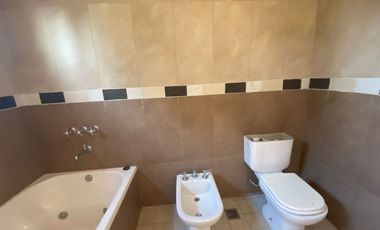 CASA EN VENTA EN VILLA ELISA