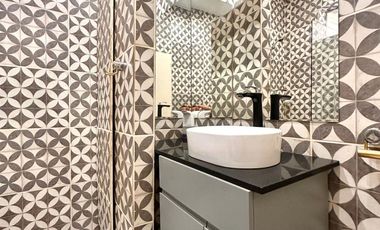 VENTA CASA MULTIFAMILIAR + LOCAL + RENTA LOTE