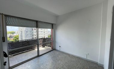 Alquiler departamento 2 Ambientes Olivos .