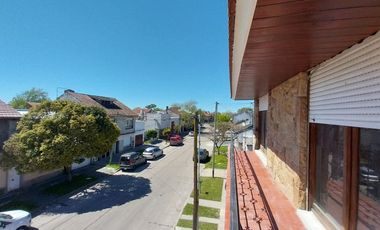 VENTA PH A ESTRENAR 3 AMB DOBLE BALCÓN SALIENTE