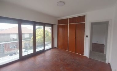 VENTA PH A ESTRENAR 3 AMB DOBLE BALCÓN SALIENTE