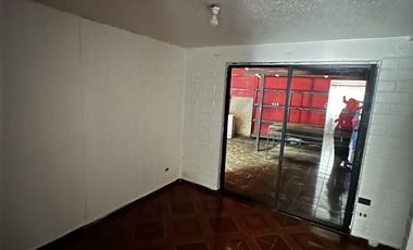 Casa en Arriendo en AV REPUBLICA 1051