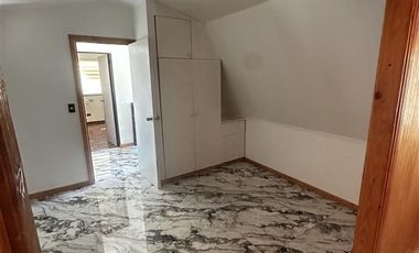 Casa en Arriendo en AV REPUBLICA 1051