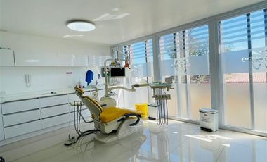 Oficina en Venta en Gran Oportunidad para Odontólogos. Centro Dental en Av. Videla