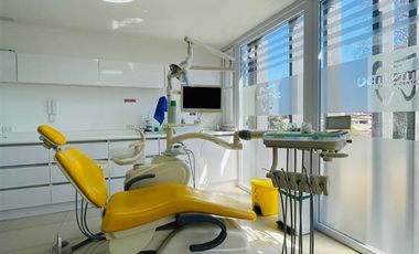 Oficina en Venta en Gran Oportunidad para Odontólogos. Centro Dental en Av. Videla