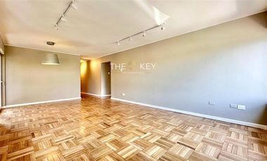 Departamento en Arriendo en Eliodoro Yáñez - Lyon