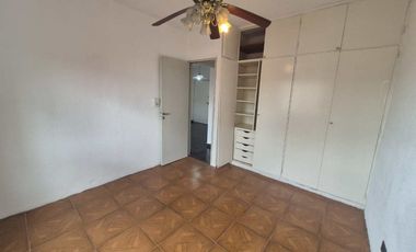 Departamento 2 amb venta Piso alto oportunidad