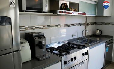 CASA CON PILETA EN LOMAS DE ZAMORA