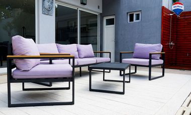 CASA CON PILETA EN LOMAS DE ZAMORA