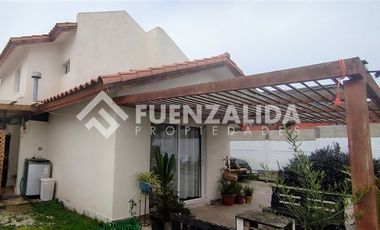 Casa en Arriendo en Mirador del Rosario Peñuelas