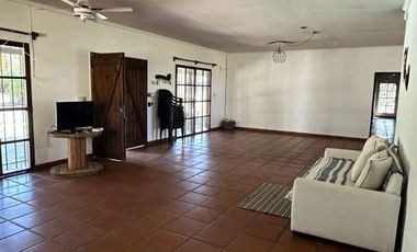 VENTA CASA QUINTA SOBRE RP6