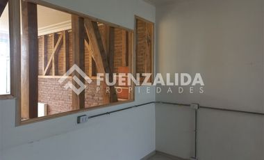 Casa en Arriendo en Cerro Concepción, frente paseo Atkinsont.