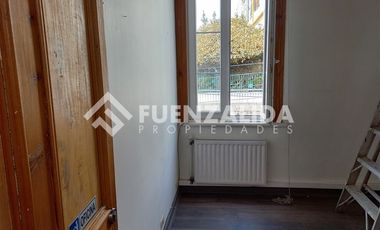 Casa en Arriendo en Cerro Concepción, frente paseo Atkinsont.