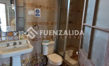 Casa en Arriendo en Cerro Concepción, frente paseo Atkinsont.