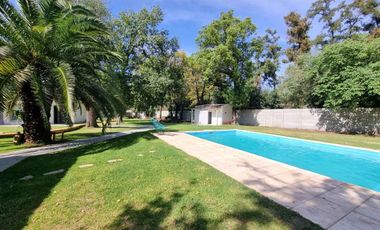 VENTA MORENO QUINTA 4 AMB. PILETA AMOBLADA