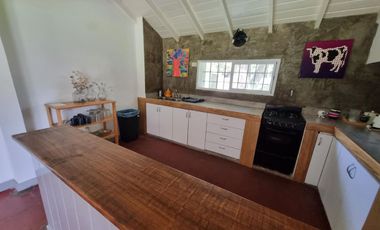 VENTA MORENO QUINTA 4 AMB. PILETA AMOBLADA