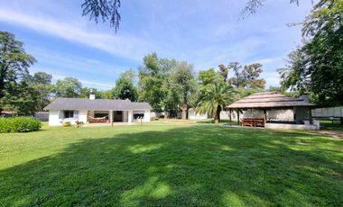 VENTA MORENO QUINTA 4 AMB. PILETA AMOBLADA