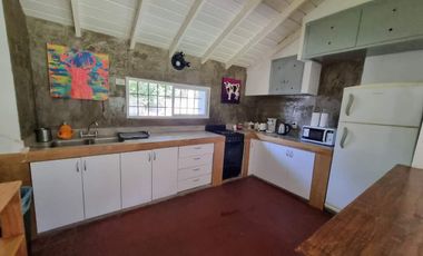 VENTA MORENO QUINTA 4 AMB. PILETA AMOBLADA