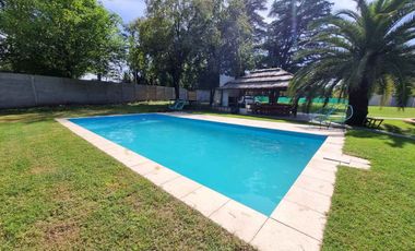 VENTA MORENO QUINTA 4 AMB. PILETA AMOBLADA