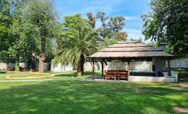 VENTA MORENO QUINTA 4 AMB. PILETA AMOBLADA