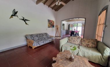 VENTA MORENO QUINTA 4 AMB. PILETA AMOBLADA