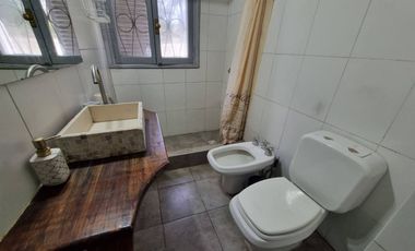 VENTA MORENO QUINTA 4 AMB. PILETA AMOBLADA