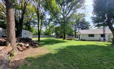 VENTA MORENO QUINTA 4 AMB. PILETA AMOBLADA