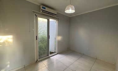 VENTA CASA EN BARRIO CERRADO LOGARITMO