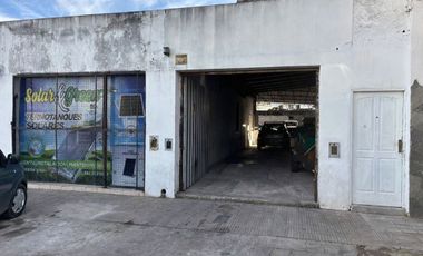 Venta Local + Estacionamiento-Cochera 12 autos VGG