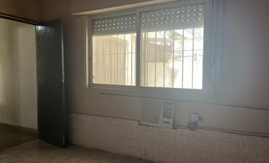 PH 2 AMBIENTES POR PASILLO – LANÚS ESTE