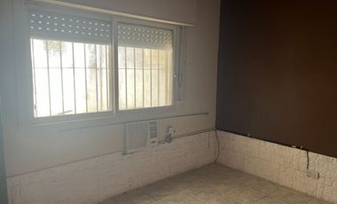 PH 2 AMBIENTES POR PASILLO – LANÚS ESTE