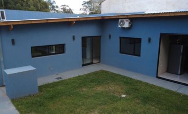 CASA A ESTRENAR-MODERNA EN BARRIO ATLANTIDA