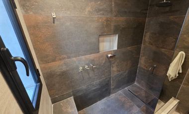 CASA A ESTRENAR-MODERNA EN BARRIO ATLANTIDA