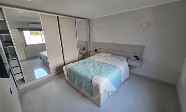 CASA A ESTRENAR-MODERNA EN BARRIO ATLANTIDA