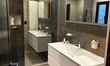 CASA A ESTRENAR-MODERNA EN BARRIO ATLANTIDA