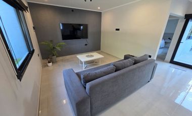 CASA A ESTRENAR-MODERNA EN BARRIO ATLANTIDA