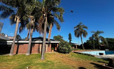 SE VENDE CASA DE CATEGORIA EN SANTA FE / GUADALUPE