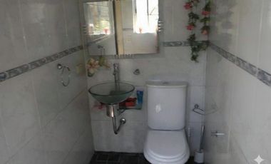 GRAN CASA CON PILETA Y QUINCHO EN TALAR