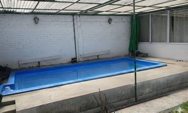 GRAN CASA CON PILETA Y QUINCHO EN TALAR
