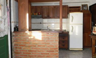 GRAN CASA CON PILETA Y QUINCHO EN TALAR
