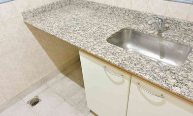 Venta PH tipo casa 4 ambiente Valentín Alsina.