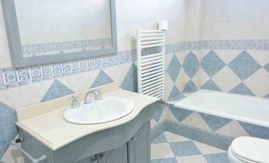 Venta PH tipo casa 4 ambiente Valentín Alsina.