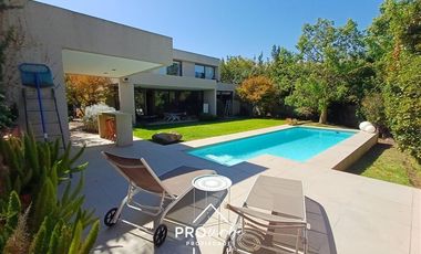 Casa en Venta en Chicureo Piedra Roja