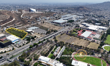 Terrenos en Venta Frente al ITESO dentro de Periferico, Tlaquepaque, Jalisco