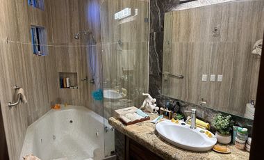 Casa en Venta en Condominio Col Las Gaviotas, Puerto Vallarta, Jalisco.