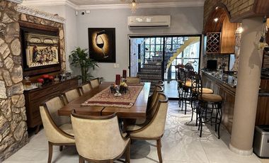 Casa en Venta en Condominio Col Las Gaviotas, Puerto Vallarta, Jalisco.